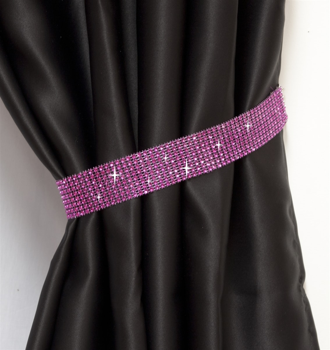 Pair Of Diamante Crystal Tie Backs (Fuchsia)