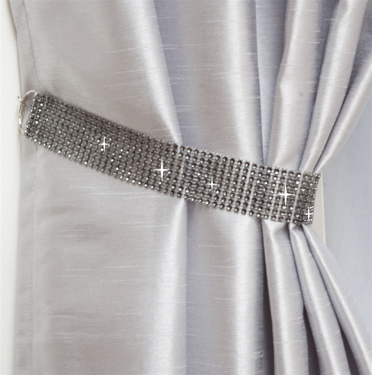 Pair Of Diamante Crystal Tie Backs (Gun Metal)