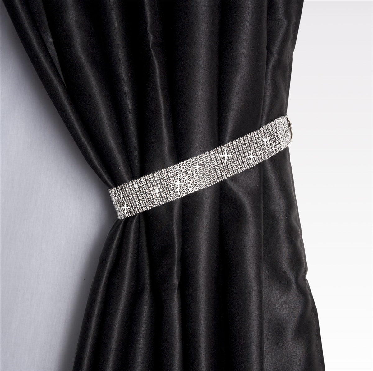 Pair Of Diamante Crystal Tie Backs (Silver)
