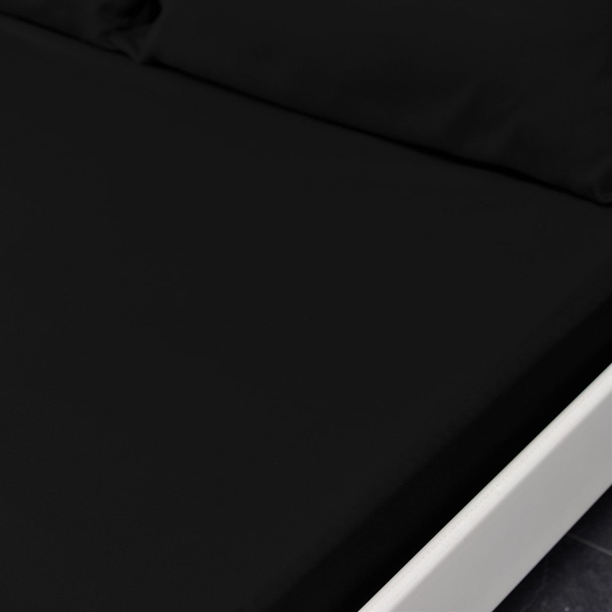Microfibre Flat Bed Sheet (Black)