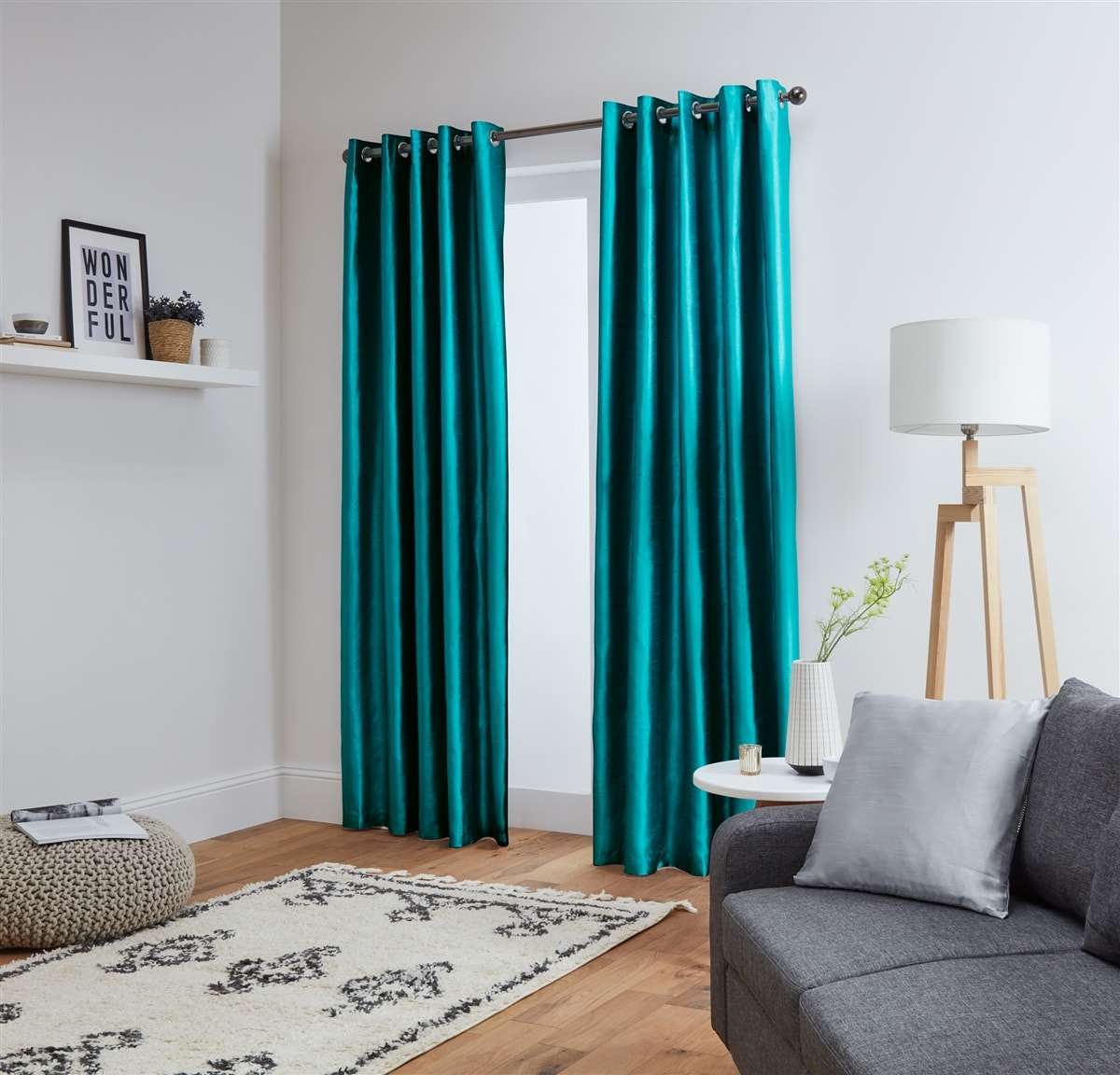 Faux Silk Eyelet Fully Lined Curtains (Teal)