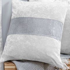 Crushed Velvet Fully Lined Ready Made Eyelet Curtains (White)